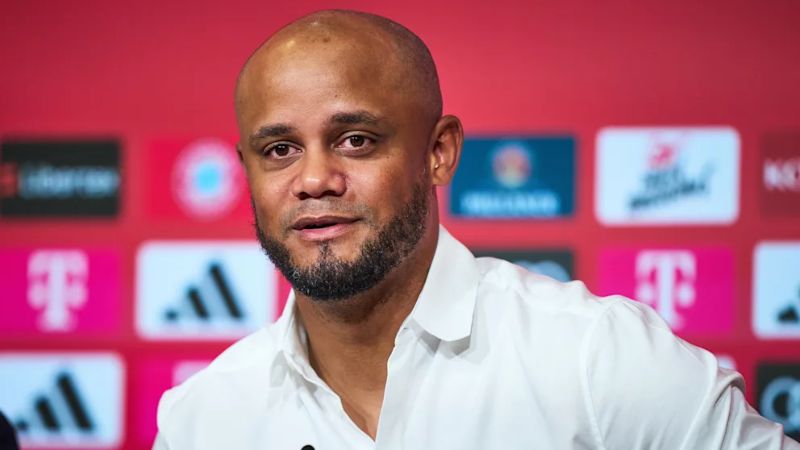 Huấn luyện viên Vincent Kompany