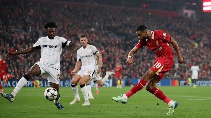 Leverkusen thất bại trước Liverpool